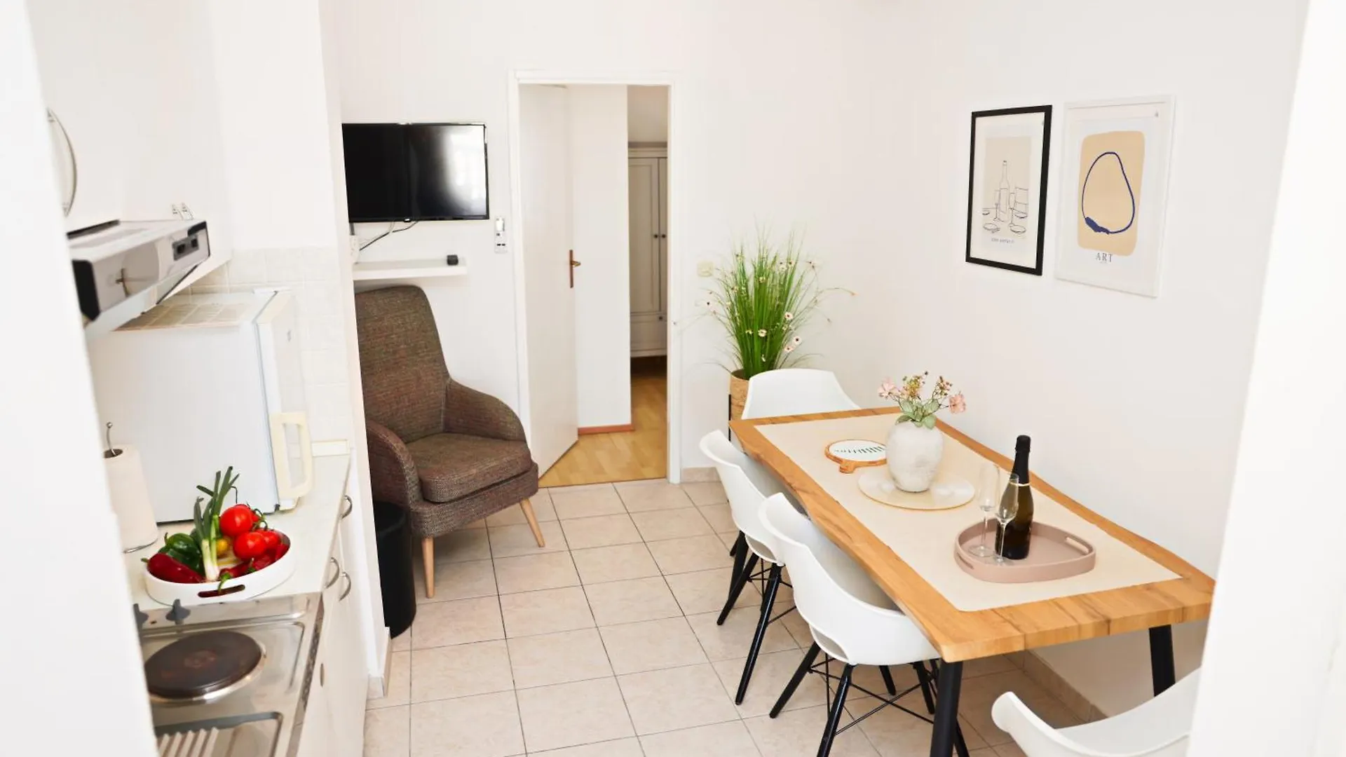 Apartmani Tri Ferala - Pakostane
